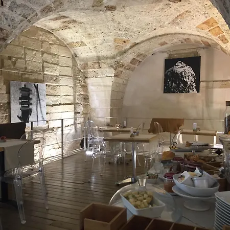 Ξενοδοχείο Corte Dei Francesi 4*