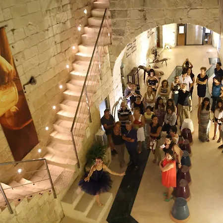 科尔特迪法兰切西酒店 酒店 4*