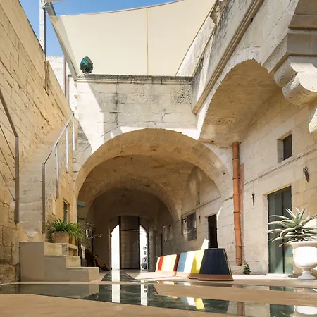 Corte Dei Francesi فندق 4*